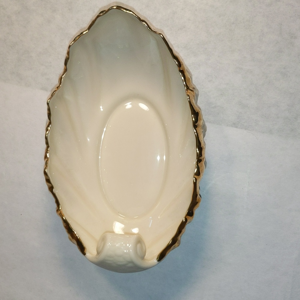 Lenox Acanthus leaf dish